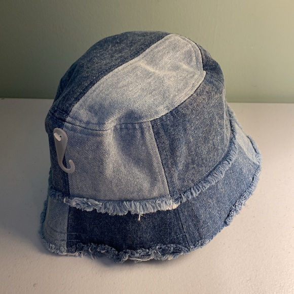 Claire’s Denim Patchwork Bucket Hat - Picture 4 of 8